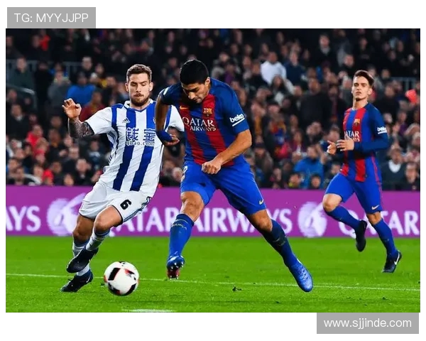 巴萨在西甲联赛中的表现：巴萨足球队在西甲联赛的精彩表现与记录